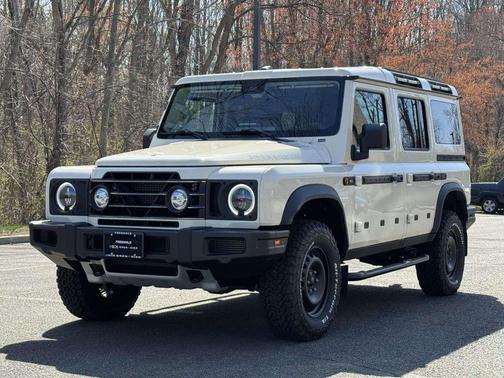 Scottish White 2026 INEOS Grenadier