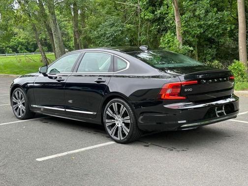 2023 Volvo S90 B6 Ultimate