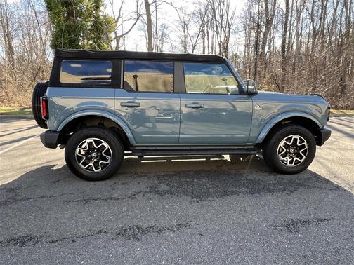 2022 Ford Bronco Outer Banks