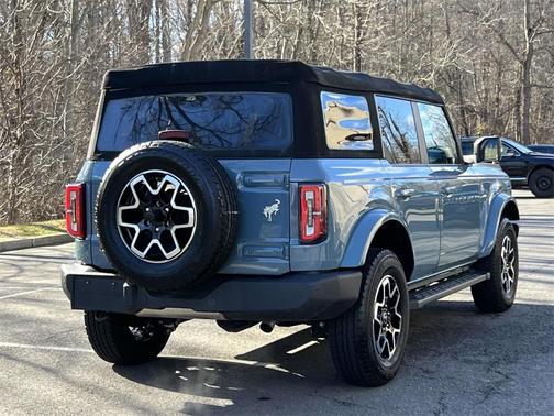 2022 Ford Bronco Outer Banks