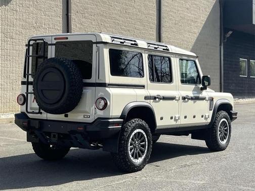 2025 INEOS Grenadier Fieldmaster