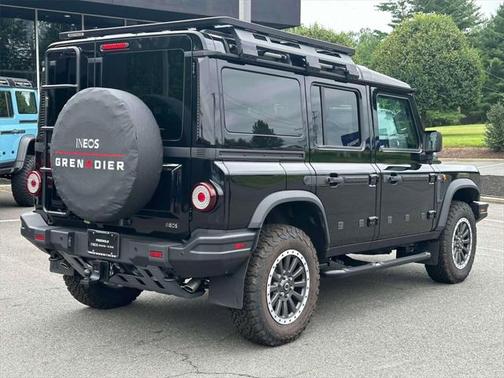2025 INEOS Grenadier Fieldmaster