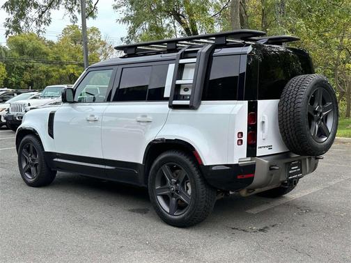 2021 Land Rover Defender 110 X-Dynamic SE