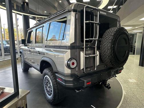 2025 INEOS Grenadier AWD