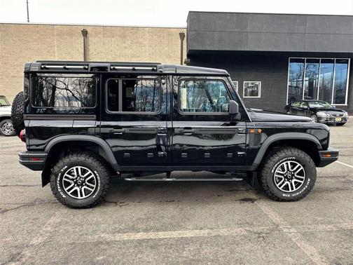 2025 INEOS Grenadier AWD