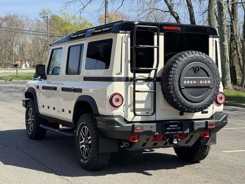 Scottish White 2026 INEOS Grenadier Fieldmaster Edition