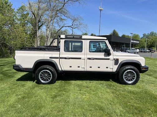 2025 INEOS Grenadier Fieldmaster Edition