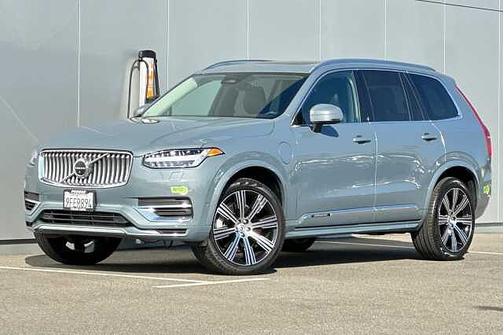 2023 Volvo XC90 Plus