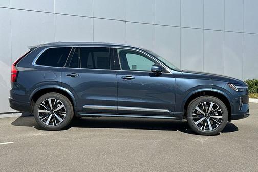 Denim Blue 2025 Volvo XC90 Core