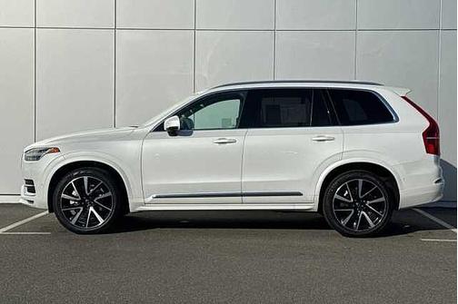2025 Volvo XC90 Plus
