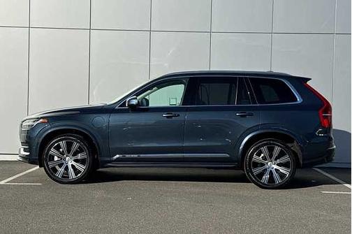 2024 Volvo XC90 Plus