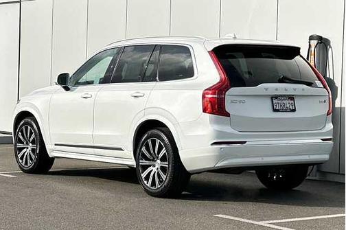 2025 Volvo XC90 Core
