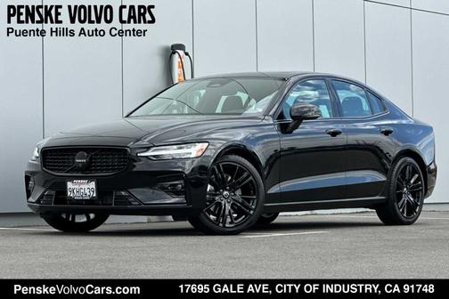 2024 Volvo S60 B5 Plus Black Edition