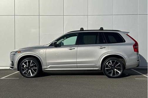 2023 Volvo XC90 Plus