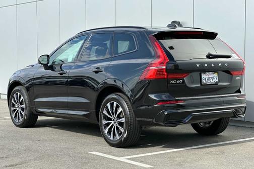 2024 Volvo XC60 B5 Core