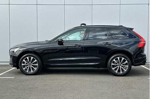 2025 Volvo XC60 Core