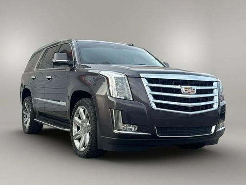 Dark Granite Metallic 2016 Cadillac Escalade Luxury