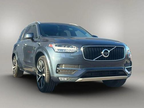 Denim Blue Metallic 2019 Volvo XC90 T6 Momentum