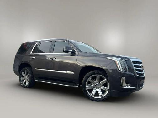 Dark Granite Metallic 2016 Cadillac Escalade Luxury