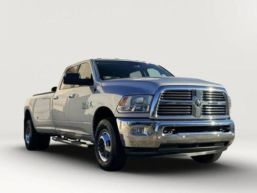 2018 RAM 3500 Big Horn Crew Cab 4x2 8' Box