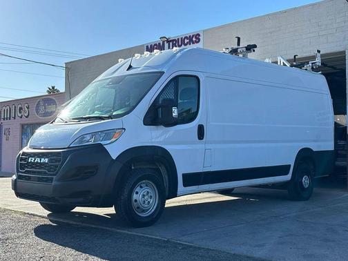 Bright White Clearcoat 2023 RAM ProMaster 3500 High Roof