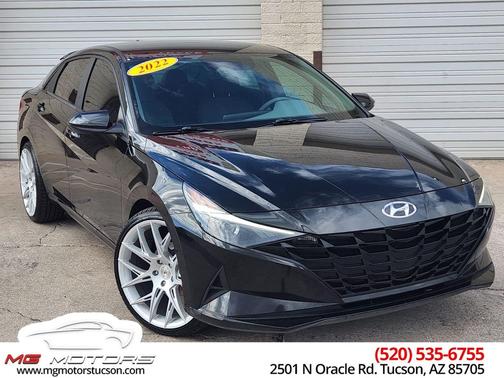 2022 Hyundai ELANTRA SEL