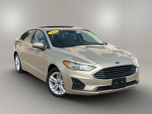 2019 Ford Fusion Hybrid SE