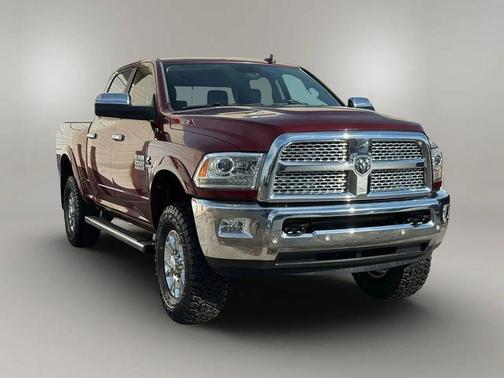 2018 RAM 2500 Laramie Crew Cab 4x4 6'4' Box