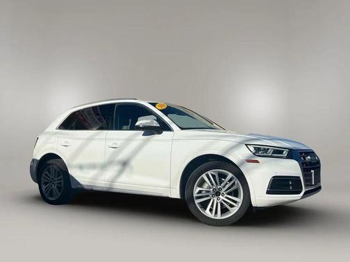 2018 Audi Q5 2.0T Premium Plus