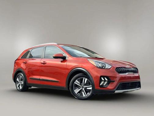 Solar Orange 2022 Kia Niro LXS