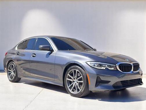 2022 BMW 330 330i