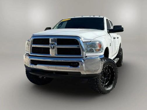 2018 RAM 2500 Tradesman Crew Cab 4x4 6'4' Box