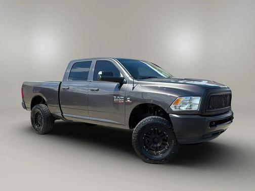 Granite Crystal Metallic Clearcoat 2018 RAM 2500 Tradesman Crew Cab 4x4 6'4' Box
