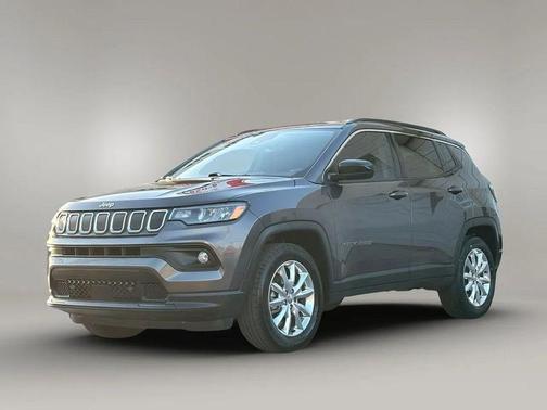 Granite Crystal Metallic Clearcoat 2022 Jeep Compass Latitude Lux
