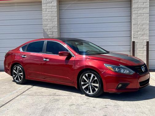 2017 Nissan Altima 2.5 SR