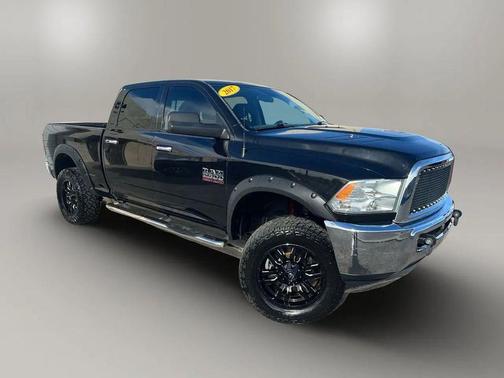 2017 RAM 2500 SLT Crew Cab 4x4 6'4' Box