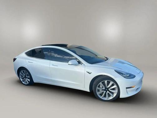 2019 Tesla Model 3 Standard Range Plus