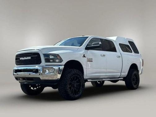 Bright White Clearcoat 2018 RAM 2500 Big Horn Crew Cab 4x4 6'4' Box