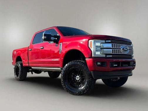 Ruby Red Metallic Tinted Clearcoat 2017 Ford F-250 Platinum