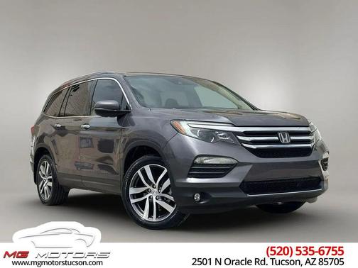 Modern Steel Metallic 2017 Honda Pilot Elite