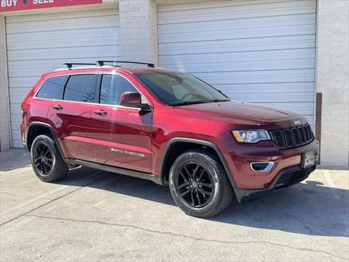 2020 Jeep Grand Cherokee Laredo