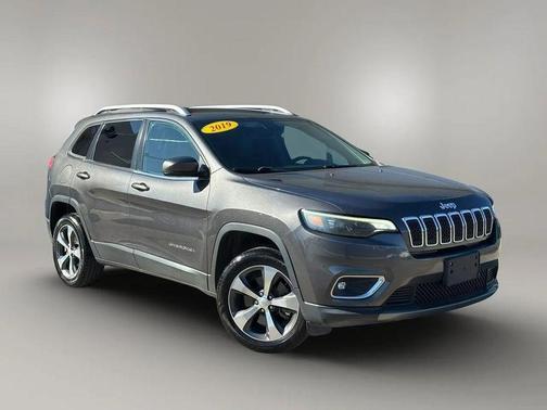 Granite Crystal Metallic Clearcoat 2019 Jeep Cherokee Limited
