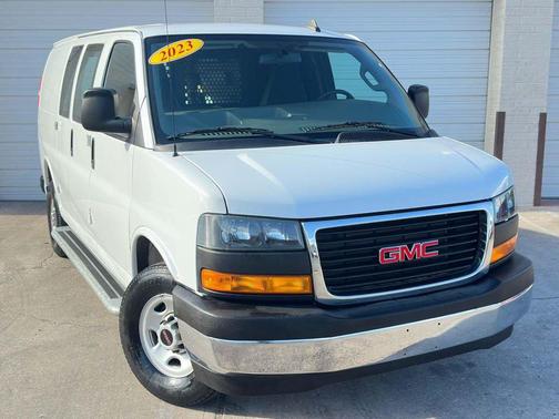 2023 GMC Savana 2500 Work Van