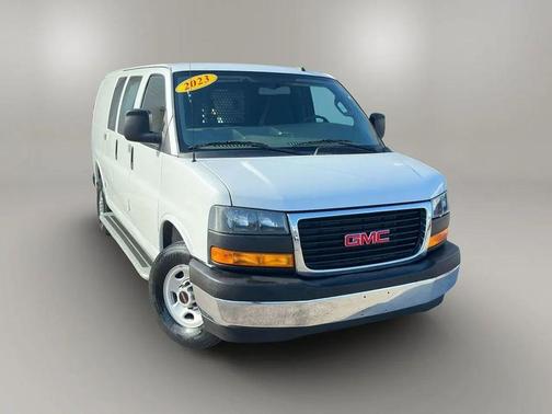 2023 GMC Savana 2500 Work Van