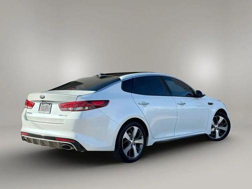 Snow White Pearl 2016 Kia Optima SX Turbo