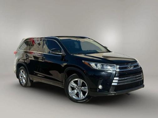 2017 Toyota Highlander Limited
