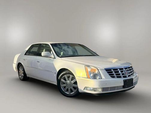 2007 Cadillac DTS Luxury