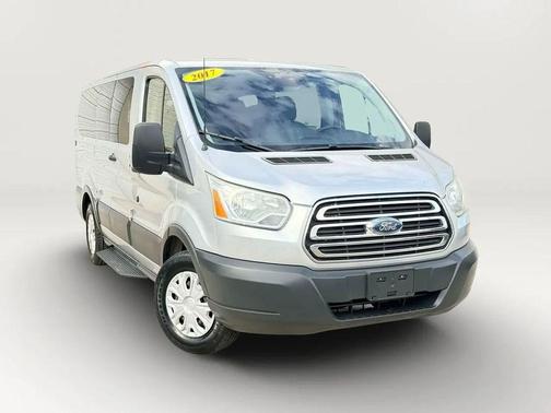 2017 Ford Transit-150 XLT