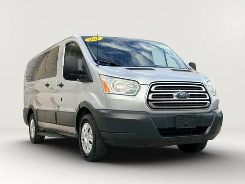 2017 Ford Transit-150 XLT