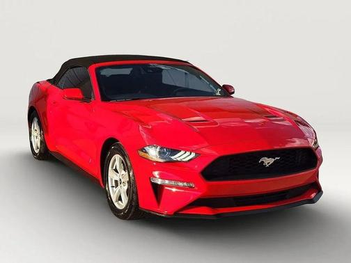 2021 Ford Mustang EcoBoost